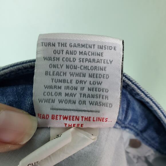 Torrid Denim Womens Embroidered Flower Cut Off Stretch Shorts Size 24 - Picture 7 of 8